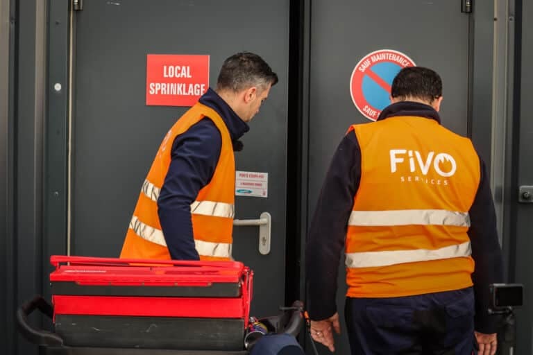 maintenance des portes coupe-feu battantes